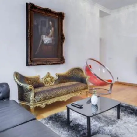 Apartment - Le Louvre Working & Living
