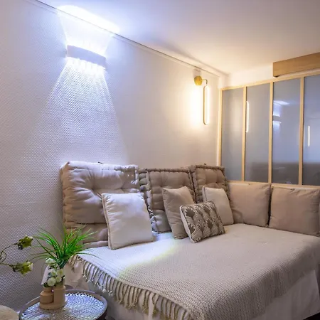 Appartement - Le Louvre Working & Living *