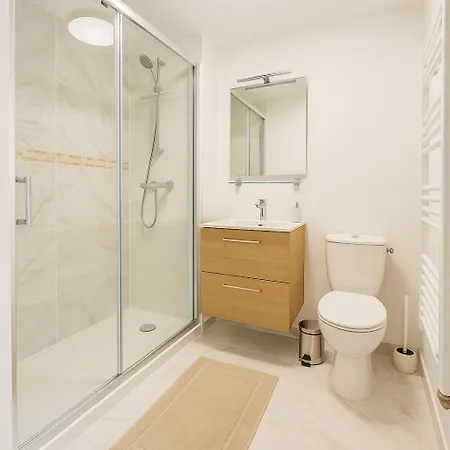 Le Louvre - Montorgeuil Apartment